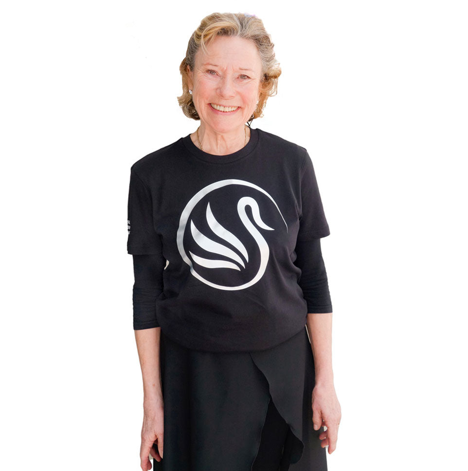 Silver Swans ® T-shirt Black & Silver