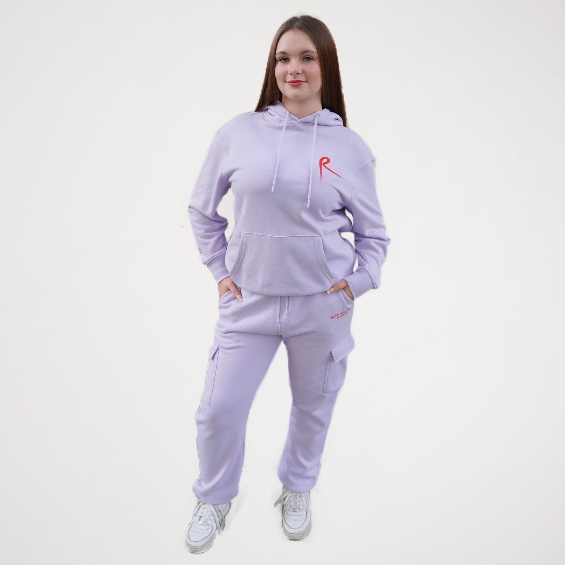 lilac fitness jogger with cargo pockets and an elasticated waistband. Royal Academy of Dance logo in red