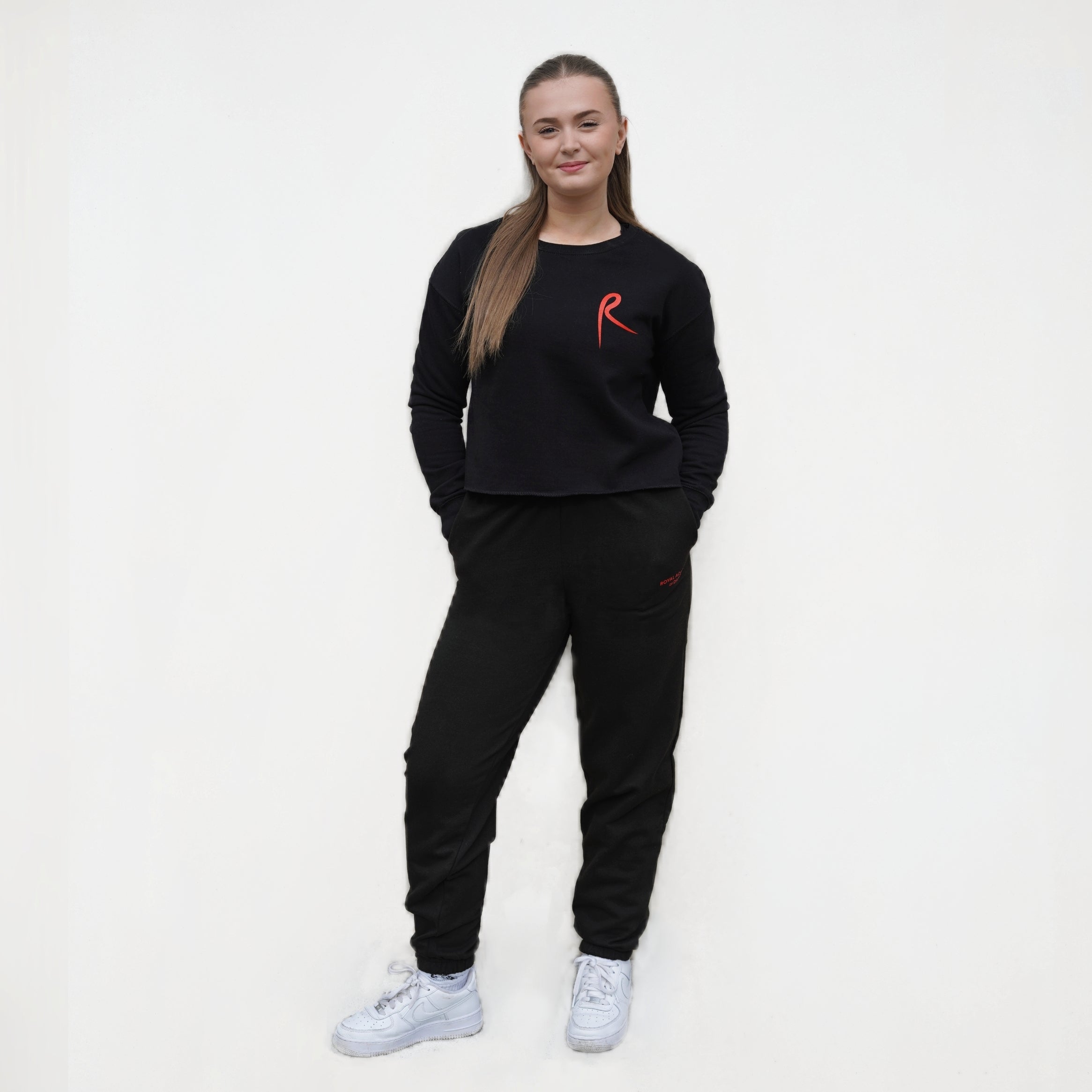 Arabesque Cropped Sweatshirt Black