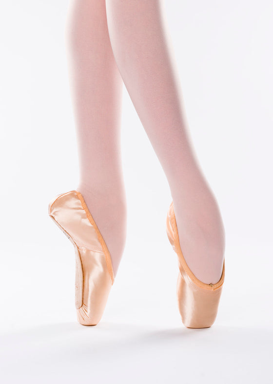 Freed Classic Pro Light Pointe Shoe: Pink